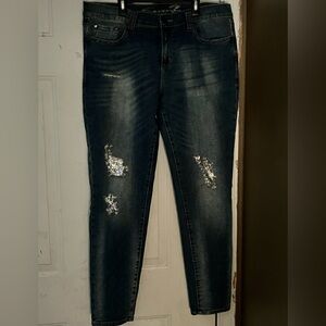 Seven7 Blue girlfriend Jeans with Distressed Vintage Look sequins embellished